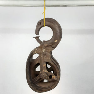 Antique Cast Iron Hay Sling Carrier Pulley (018)