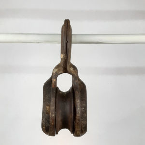 Antique Cast Iron Hay Sling Carrier Pulley (018)