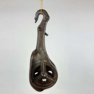 Large Antique Cast Iron Goshen (Goose) Barn Pulley – Steel Wheel (019)