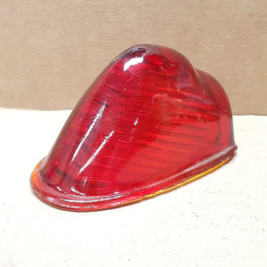 VINTAGE RED DO-RAY AUTO LAMP TRUCK LIGHT FENDER MARKER REPLACEMENT GLASS LENSE