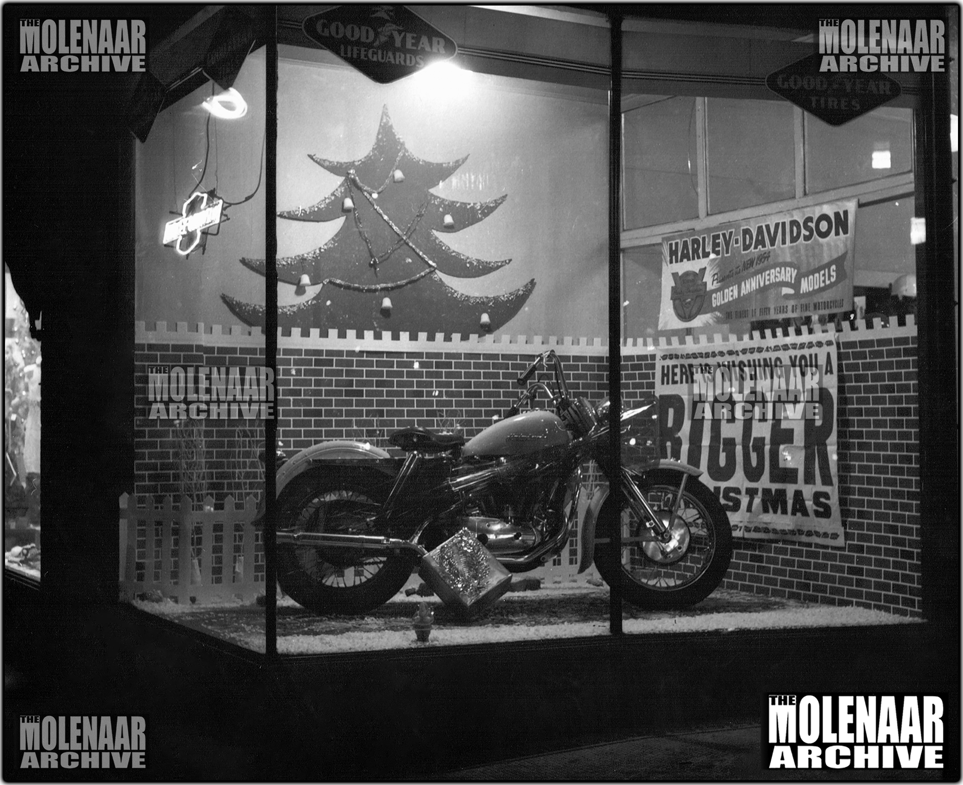 Vintage Photo 50th Anniversary XMas - Molenaar Harley-Davidson 1954