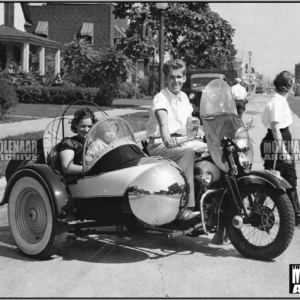 Vintage Photo “Al Molenaar & Family w/ Goulding sidecar” Harley 1939