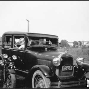 Vintage Molenaar Harley-Davidson Photo – 1930 VL and Ford Model A (1931)