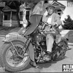 Vintage Photo “Herman Kuehl” Molenaar Harley (1940) – Davenport, IA