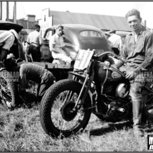 Vintage Molenaar Harley Photo – Before the Race on a 1940’s WLDR