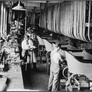 Vintage Indian Motocycle Factory PHOTO – 1918 Sidecar Assembly Department