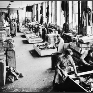 Vintage Indian Motocycle Factory PHOTO – 1918 Inside the Shipping Department