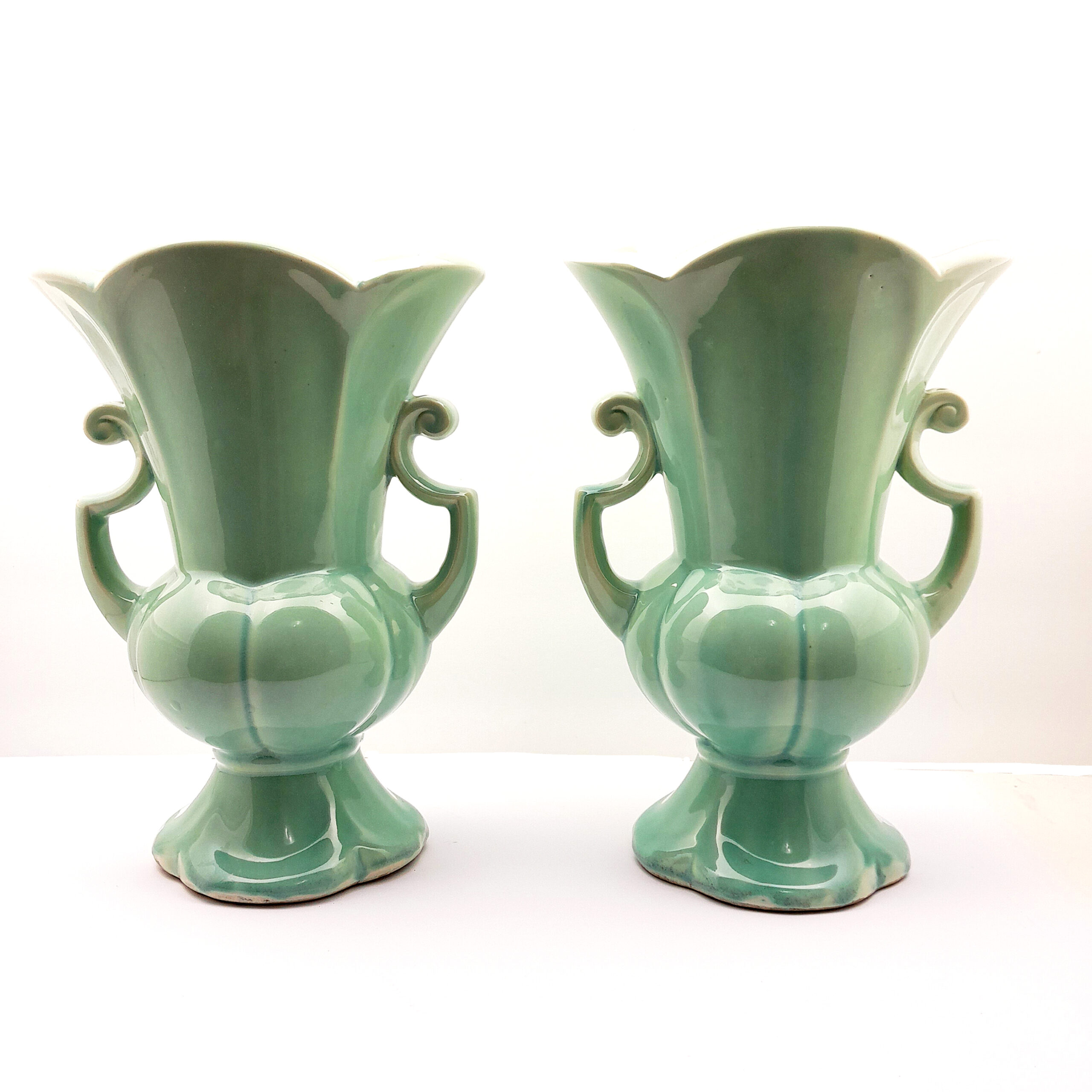 Early Vintage Shawnee American Pottery Hand-Brushed Vase Set USA