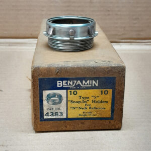 NOS Vintage Original Benjamin Porcelain Light/Shade Type S “Snap-In” Holder#4383