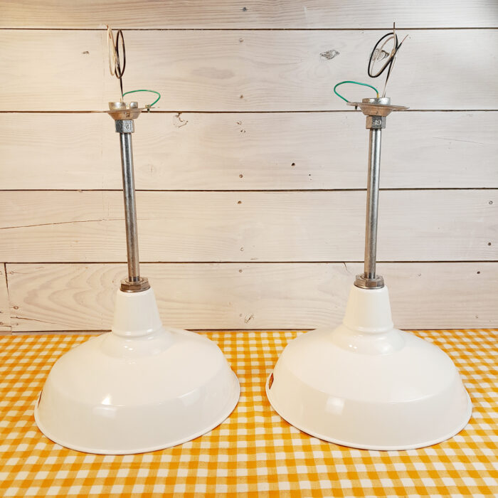 2 NOS 1940s-50's Benjamin 16" Porcelain Lights Farm Barn Industrial Gas Station - Image 9