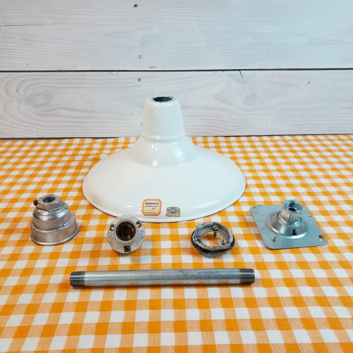 NOS 1940s Vintage Benjamin 14" Porcelain Light Farm Barn Industrial Gas Station - Image 2