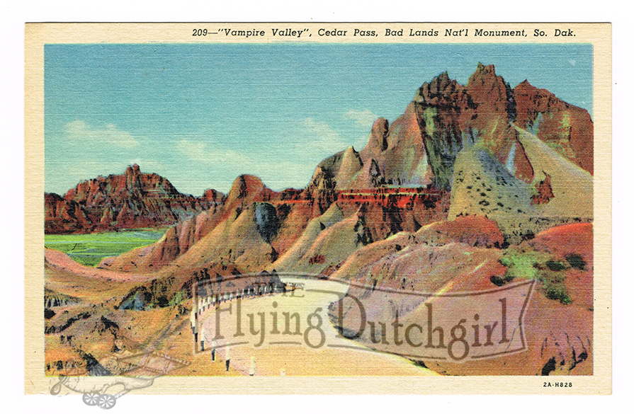 Vintage 1940's "Vampire Valley" Bad Lands, S. Dakota. Linen Postcard