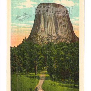 Vintage 1940’s “Devil’s Tower” Sundance, Wyo. Linen Postcard