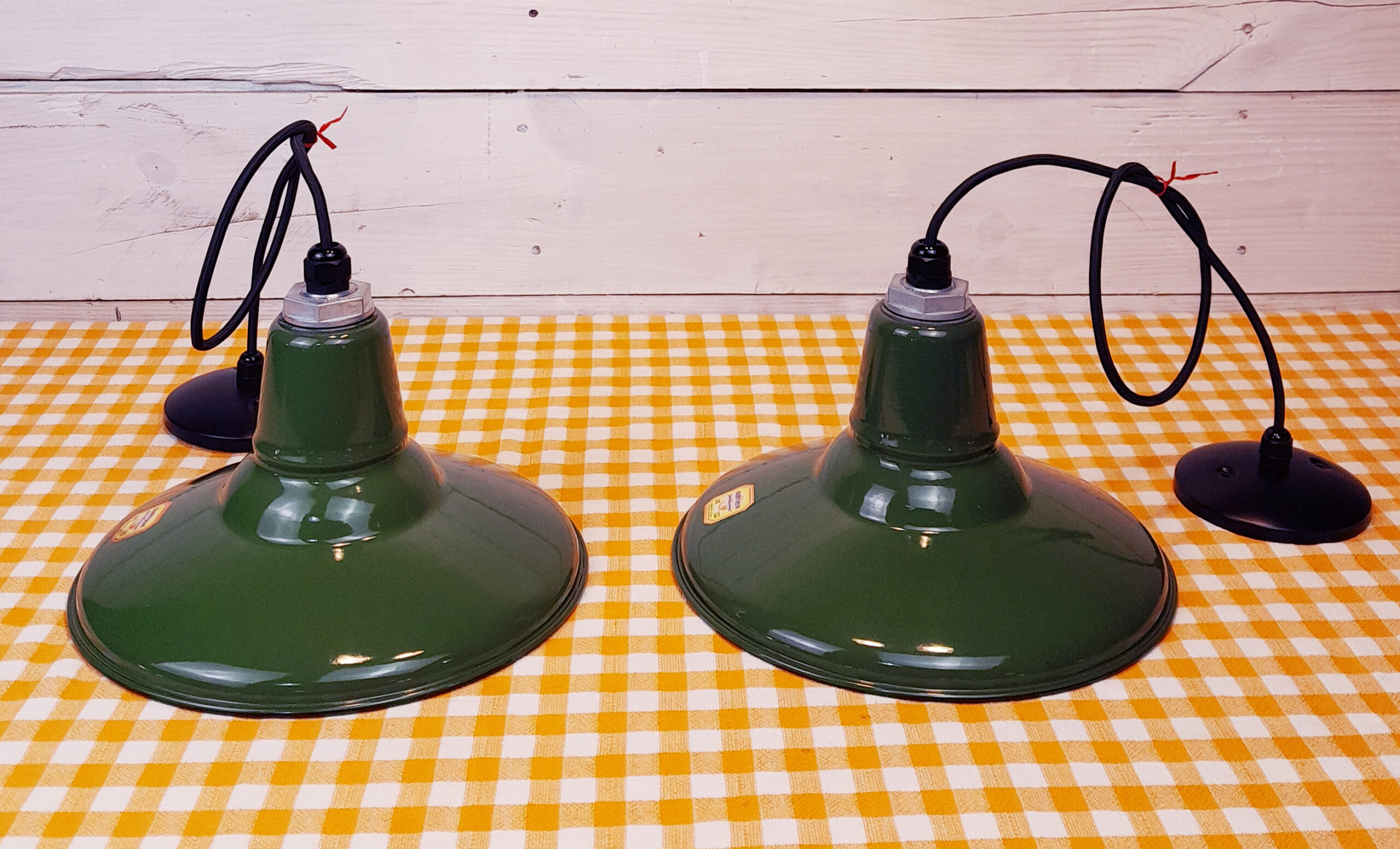 One 1940s Benjamin Green Porcelain Industrial Pendant Light NOS 14” Vintage - Image 2
